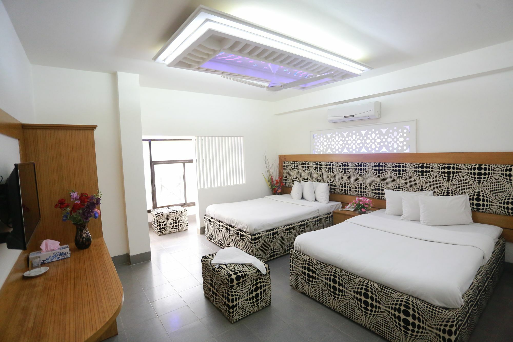 Nagar Valley Hotel Ltd. Dhaka Eksteriør bilde
